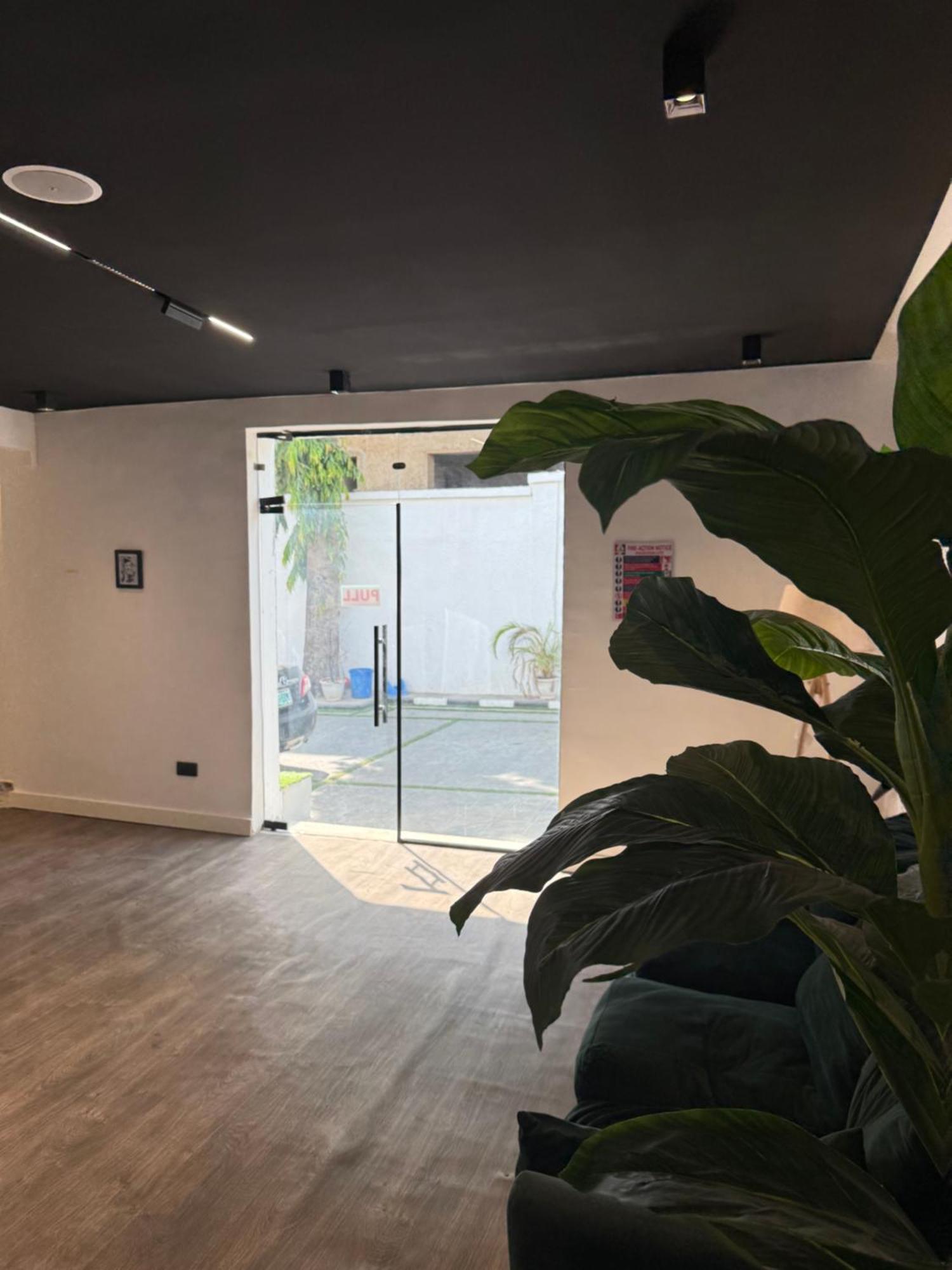 Austra Hotels And Apartments Maitama אבוג'ה מראה חיצוני תמונה