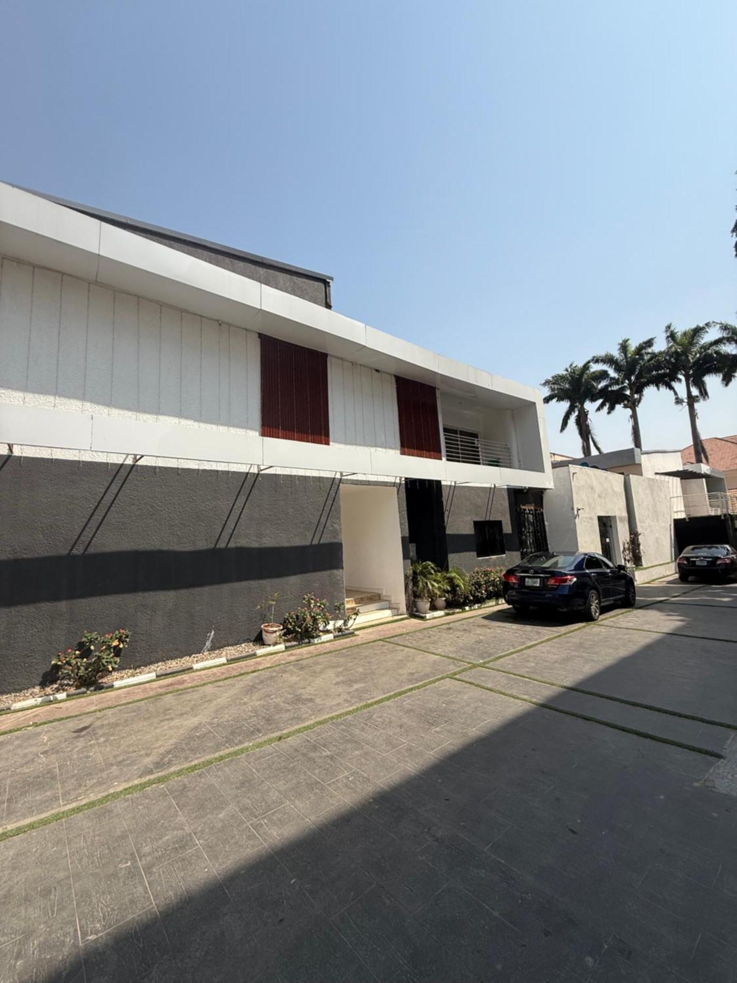Austra Hotels And Apartments Maitama אבוג'ה מראה חיצוני תמונה