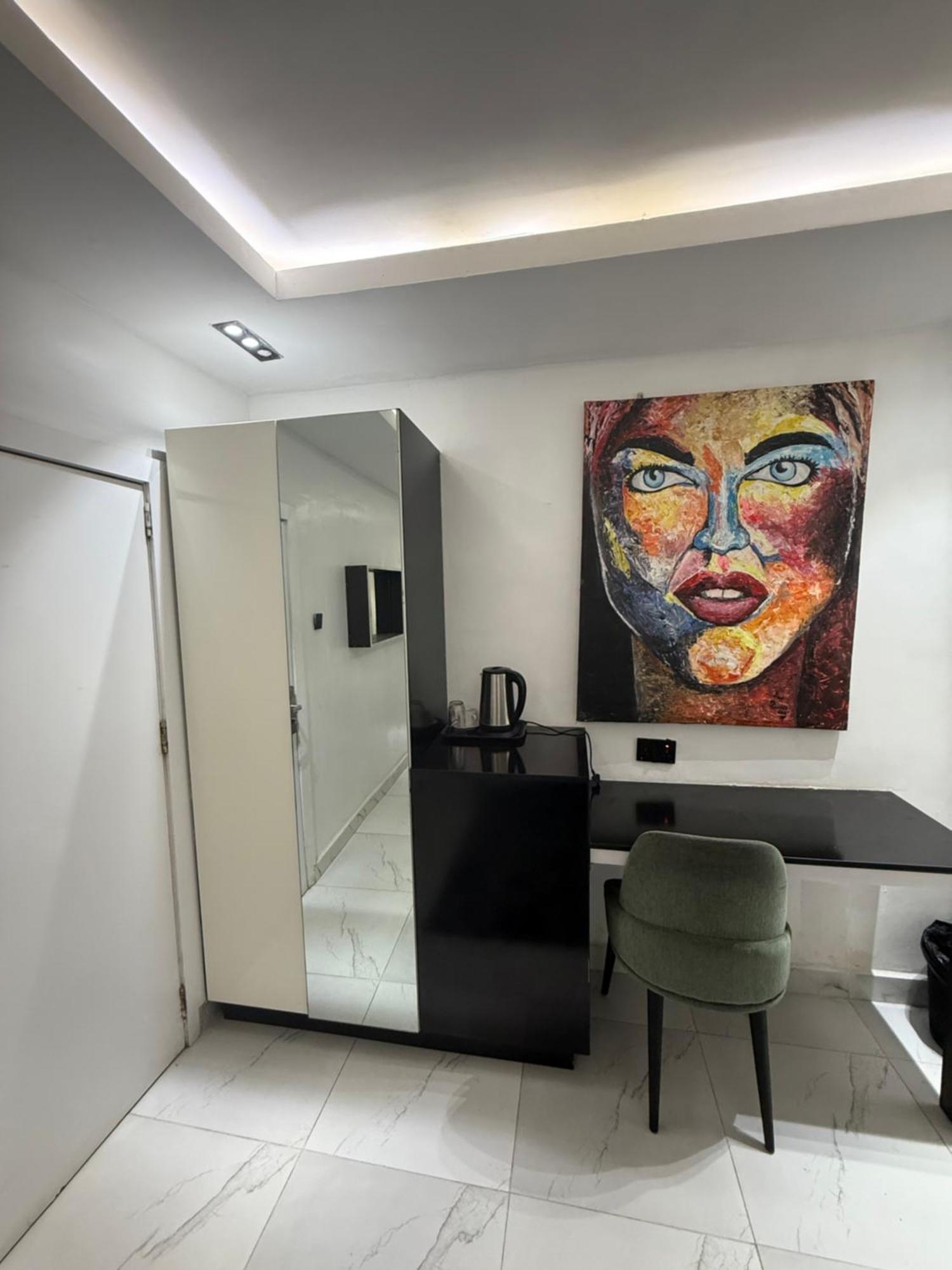Austra Hotels And Apartments Maitama אבוג'ה מראה חיצוני תמונה